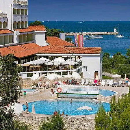 Valamar Isabella Island 3*