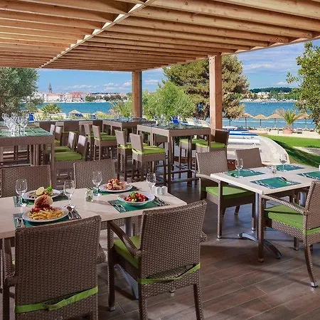 Hotel Valamar Isabella Island 3*
